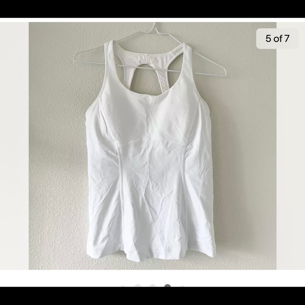 Lululemon gym top with built-in bra